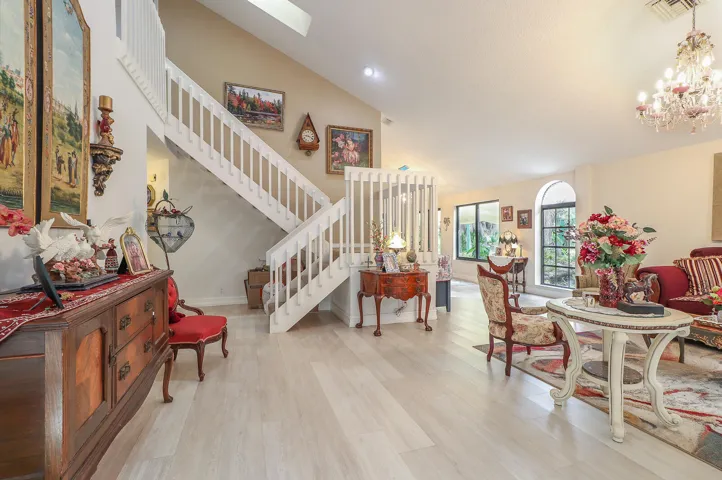 07-Living Room