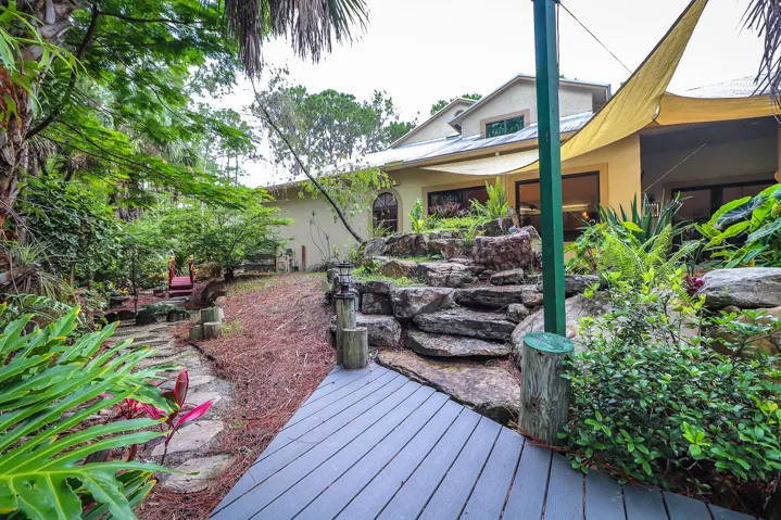 37-Back yard