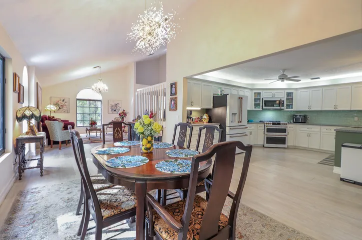 12-Dining Room