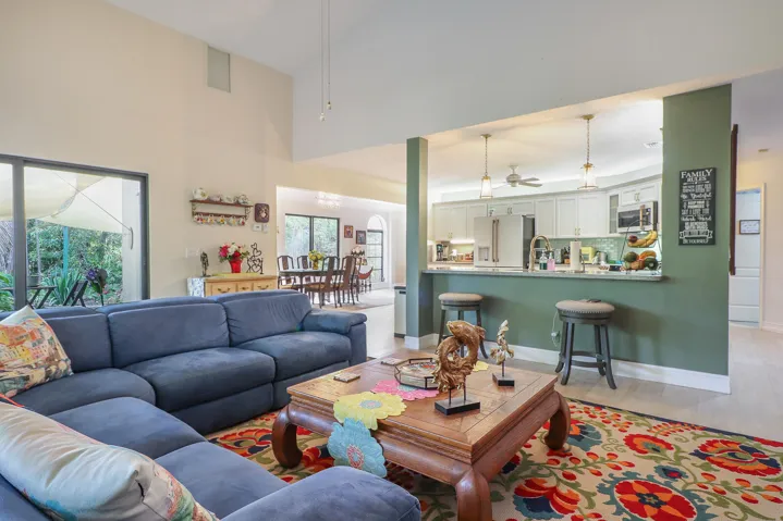 16-Family Room