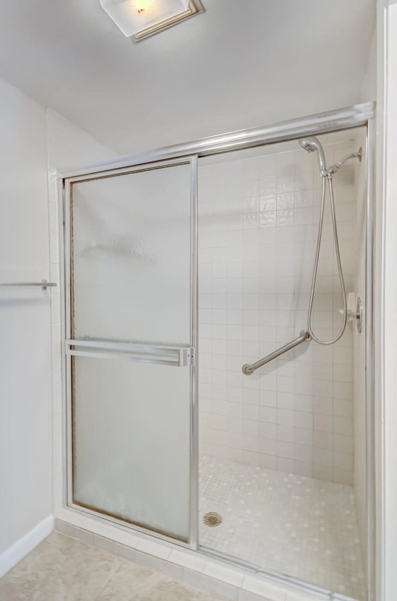 SEPERATE SHOWER