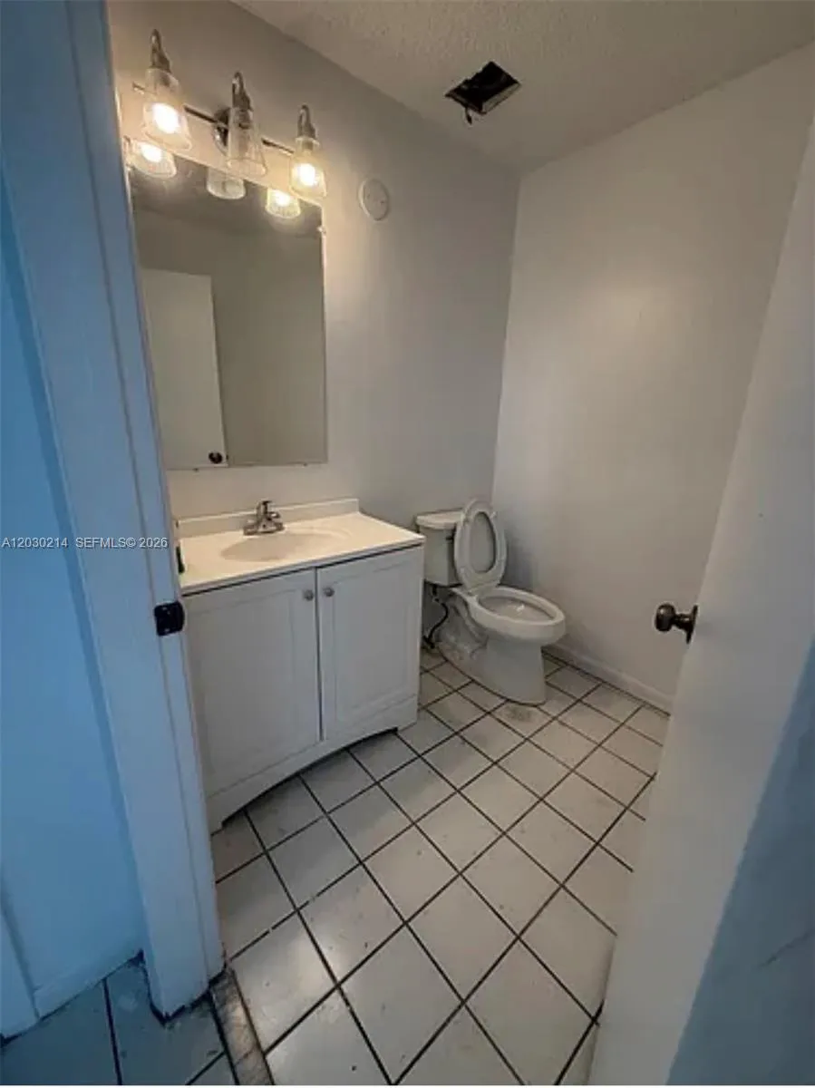 Property photo 64