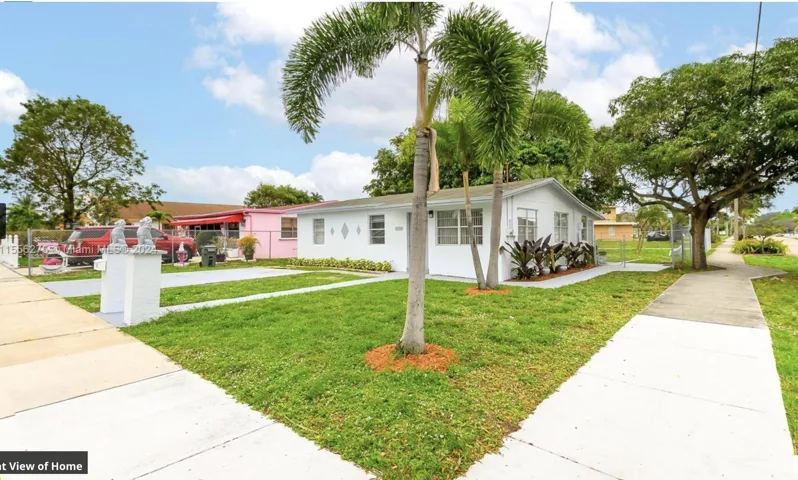 145 SW 13th Avenue, Delray Beach, FL