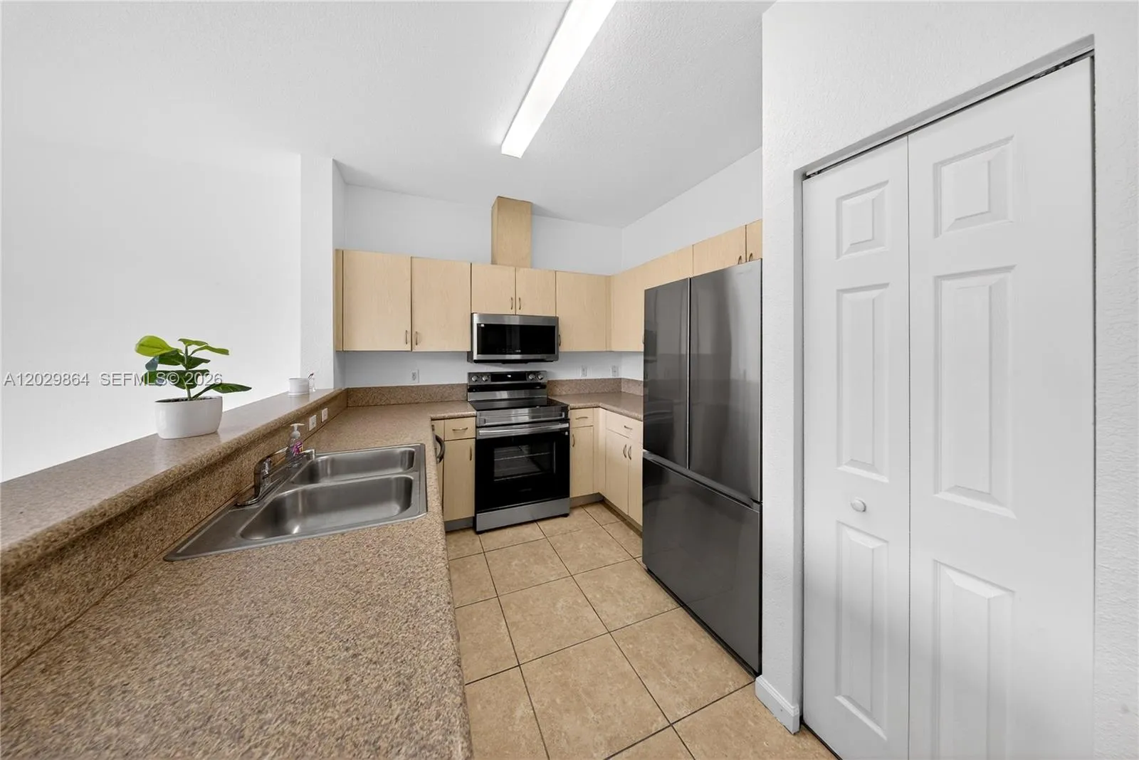 Property photo 24