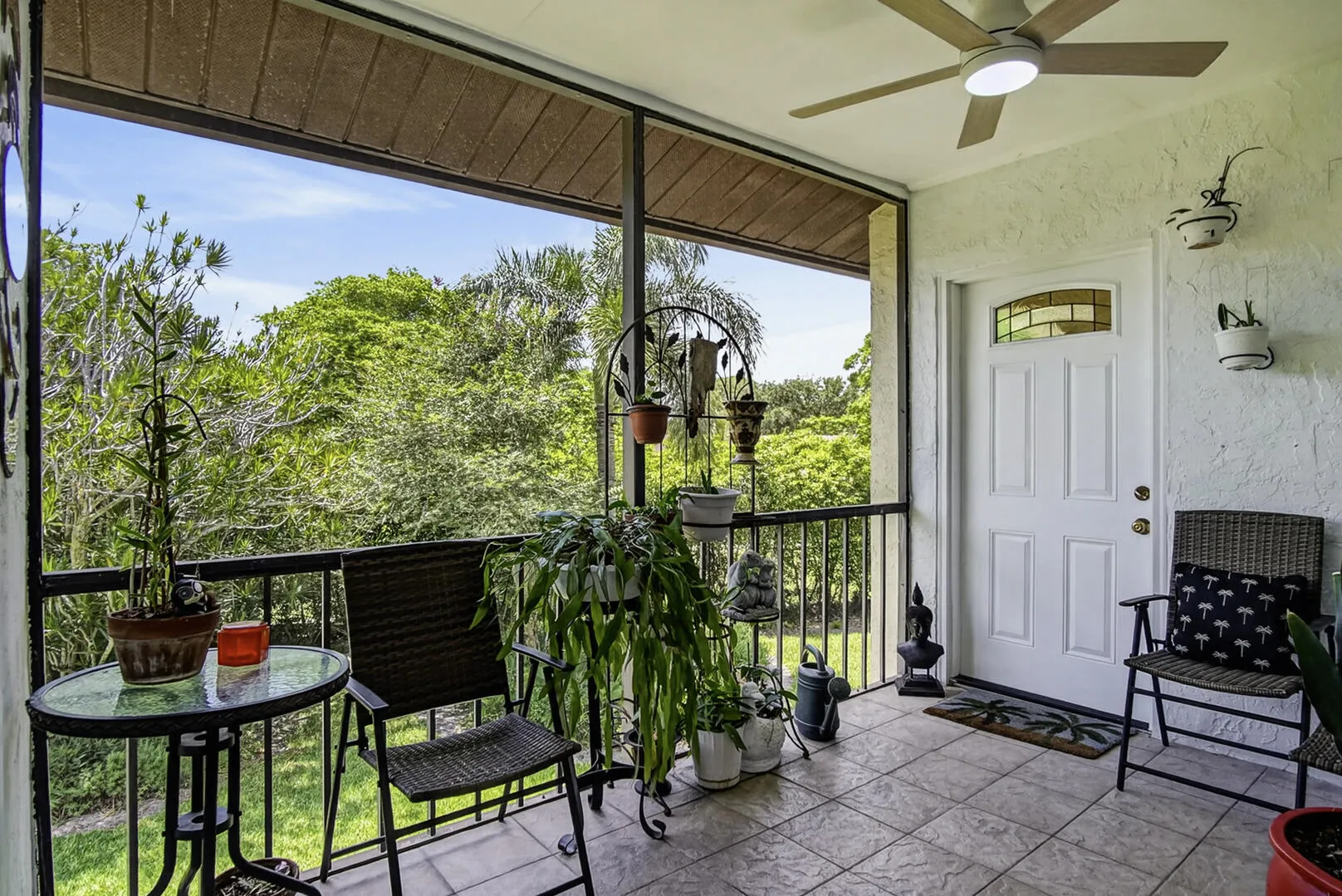 Screened patio