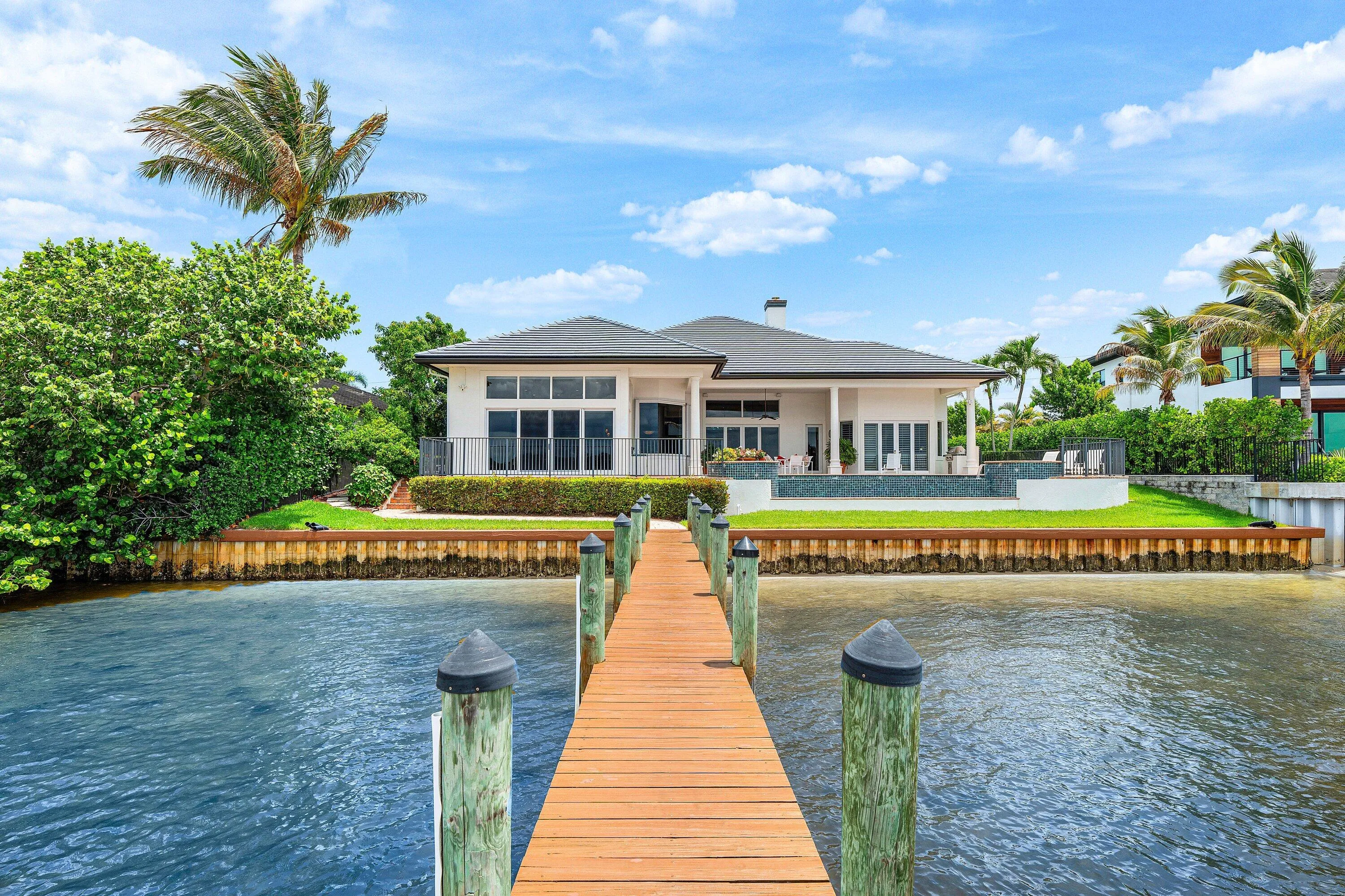 042-47RiverDrive-Jupiter-FL-33469-SMALL