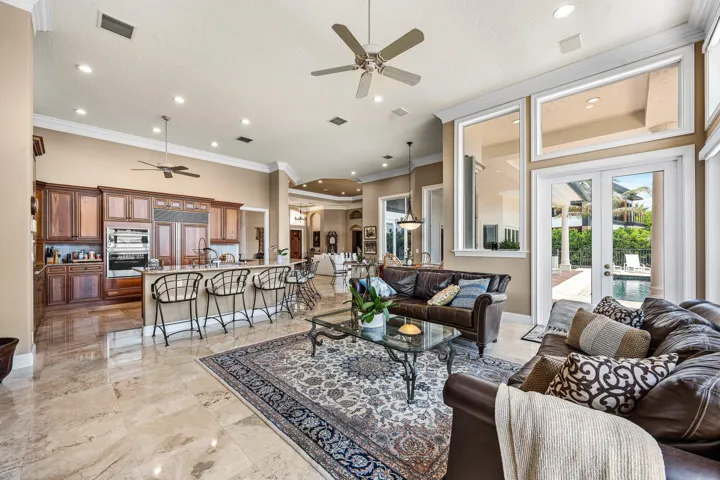 020-47RiverDrive-Jupiter-FL-33469-SMALL
