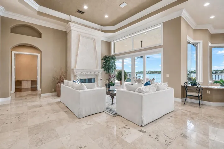001-47RiverDrive-Jupiter-FL-33469-SMALL