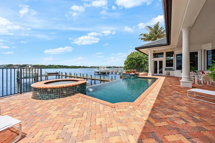 038-47RiverDrive-Jupiter-FL-33469-SMALL