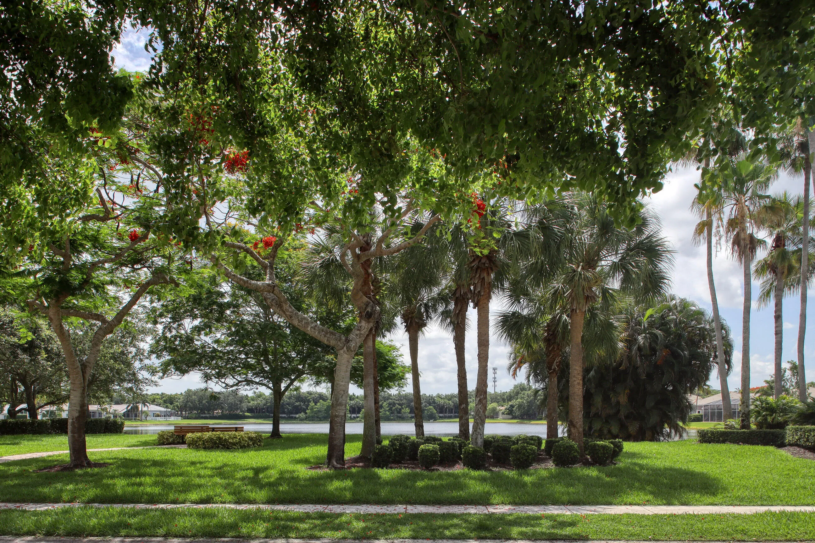 Bellaggio 55+ active adult community with resort style amenities, lake views, clubhouse, pools, tennis, pickleball and fitness center.