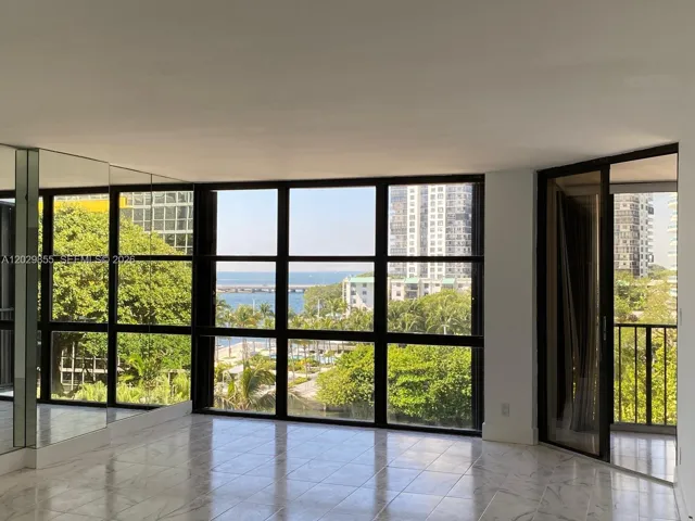 Floor to ceiling windows