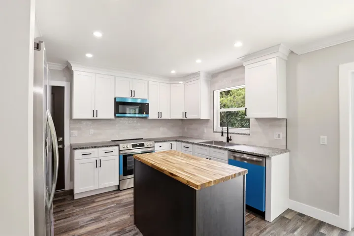 Spacious Kitchen