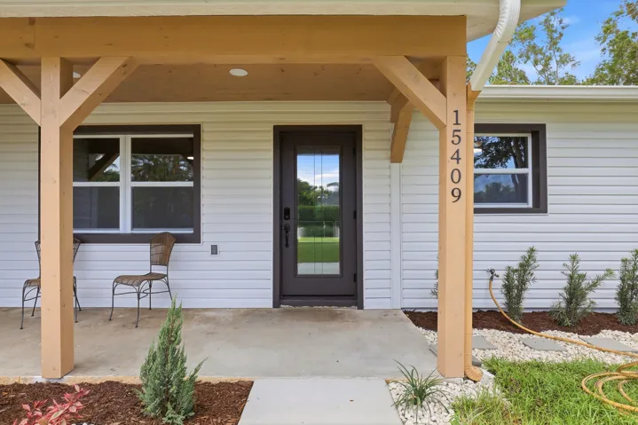 Charming Covered Front Porch
