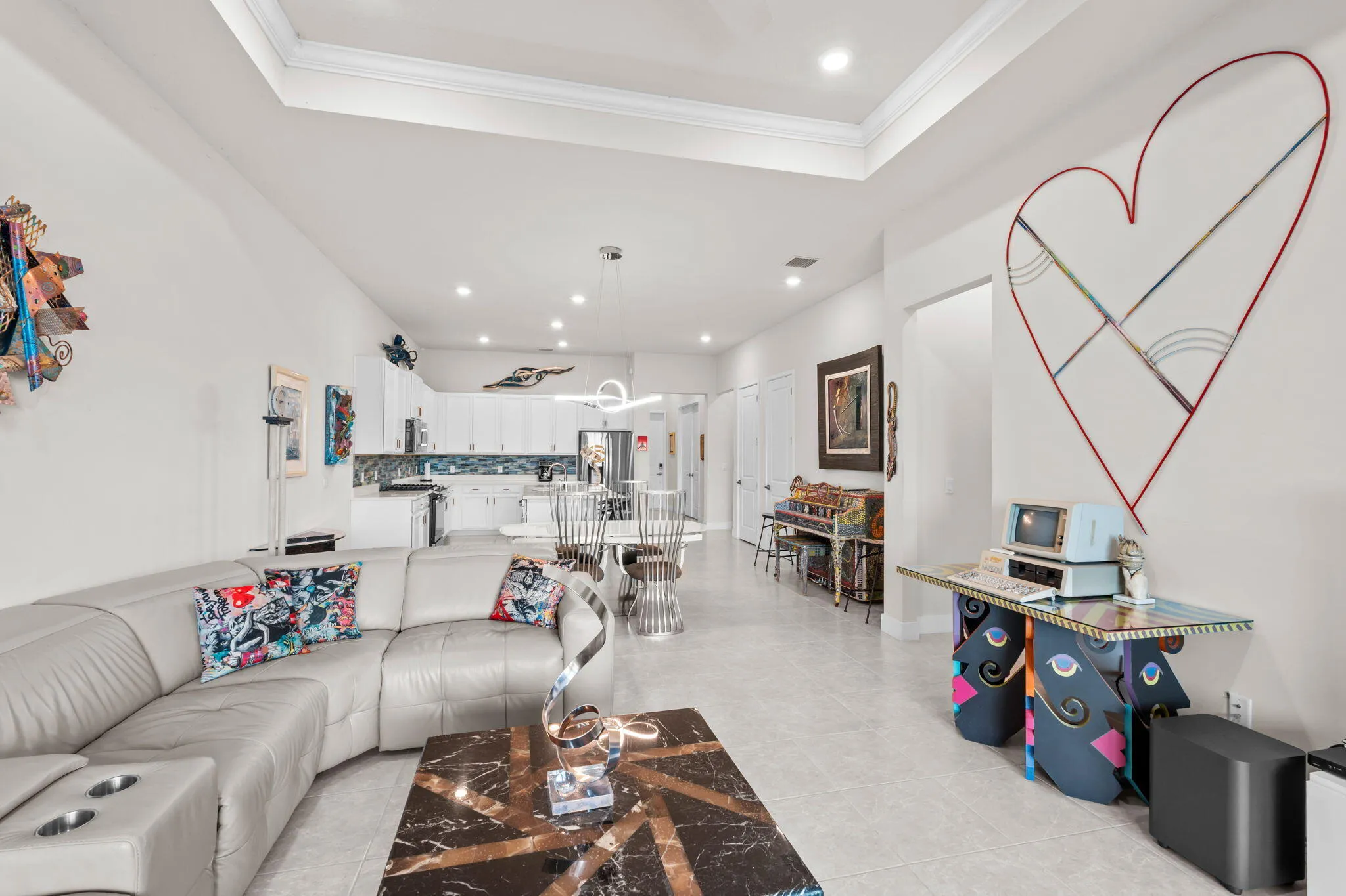 22-web-or-mls-A7407899