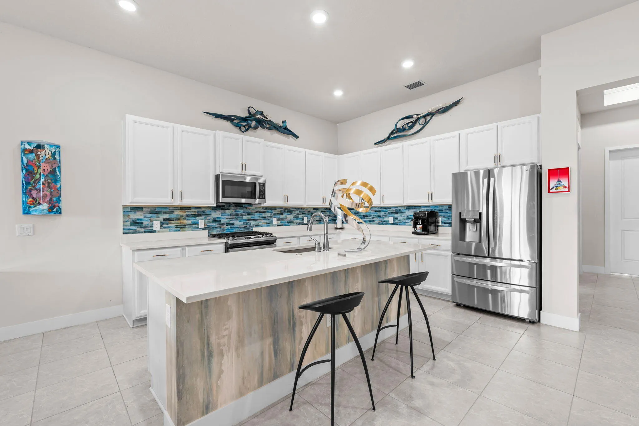 10-web-or-mls-A7407866