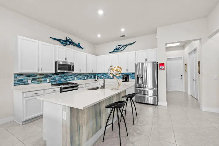 9-web-or-mls-A7407863