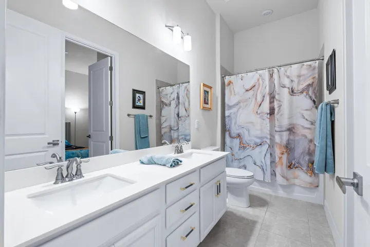 34-web-or-mls-A7407842