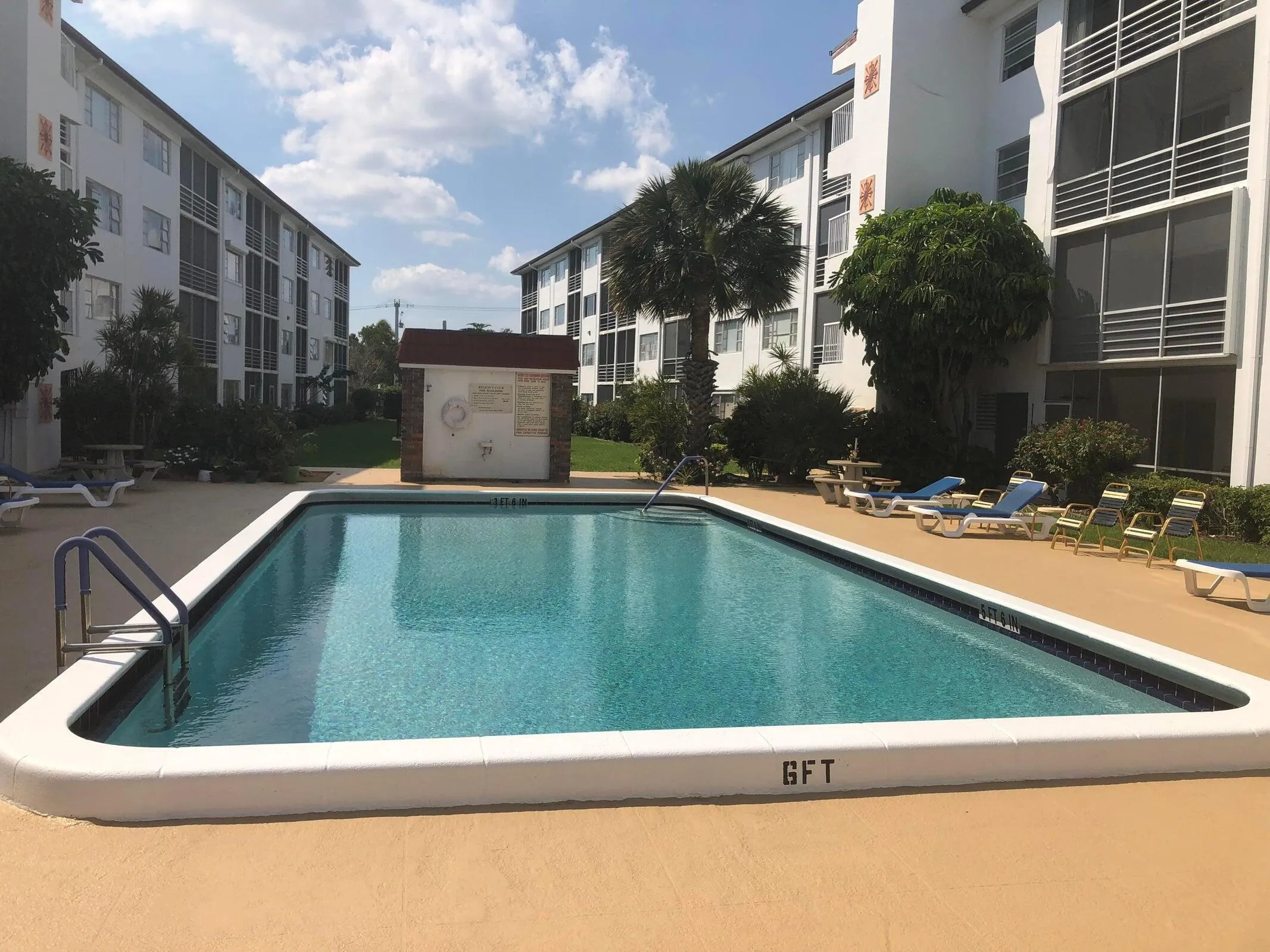 Community pool