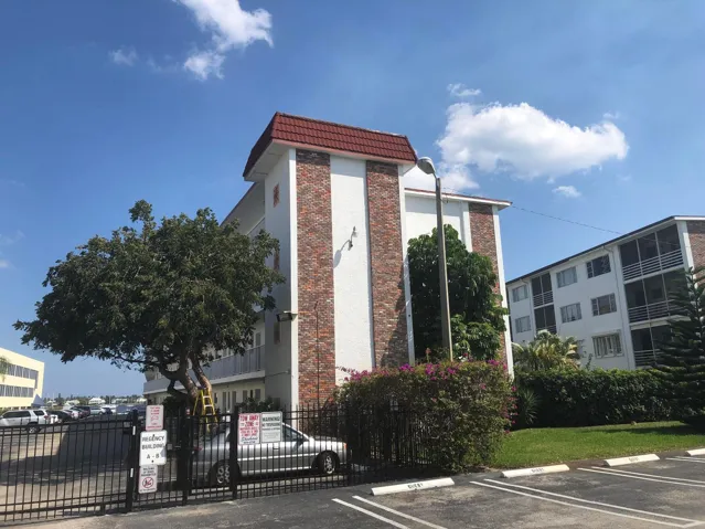 Regency is 4 story building- No age restriction.