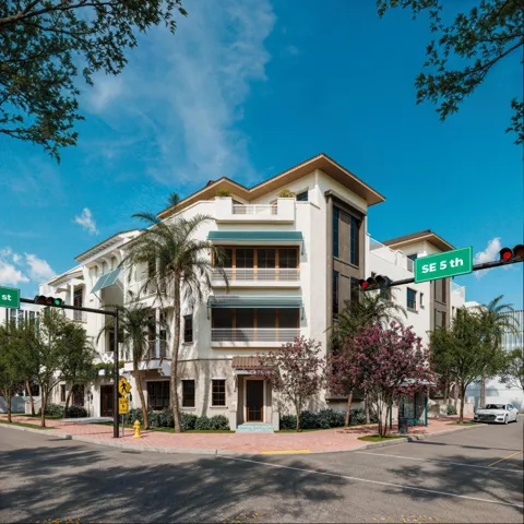 15 - Exterior Corner