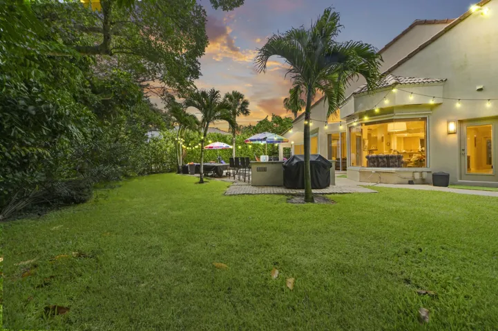 48 Backyard 02 1