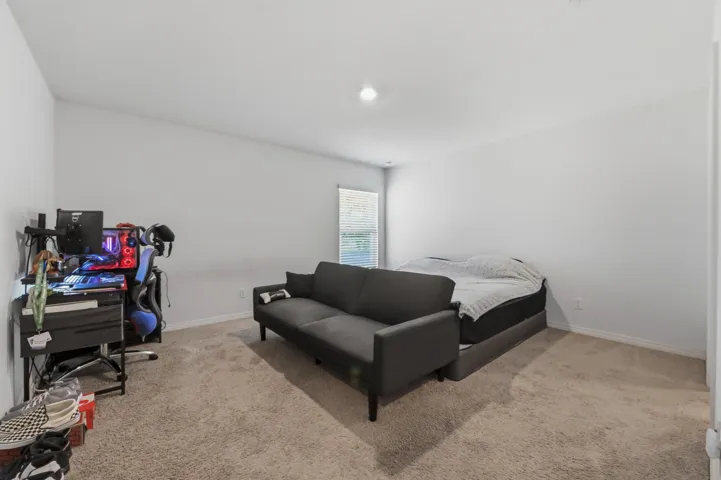 20 bedroom 01