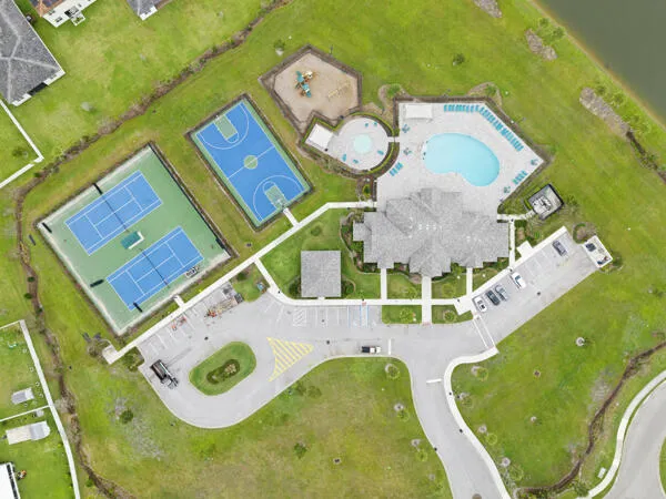 Copper Creek Amenities at a glance.