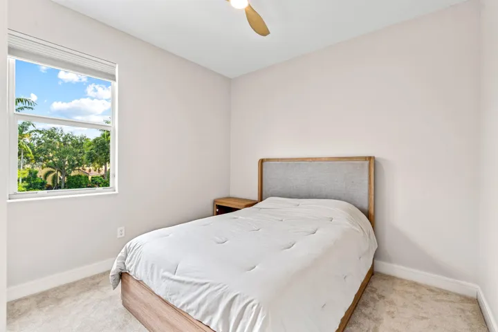 BEDROOM_2