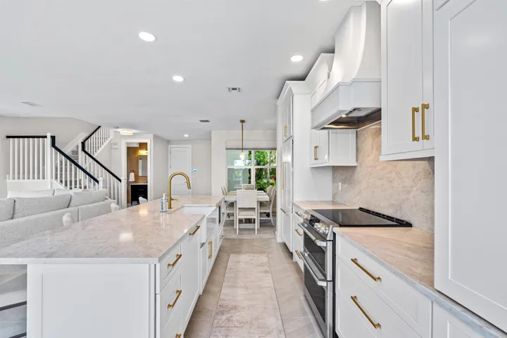 KITCHEN_TO_FRONT