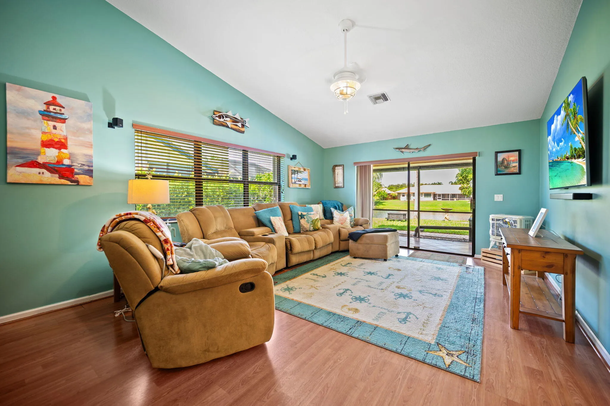 8-web-or-mls-5531-hawkes-bluff-ave