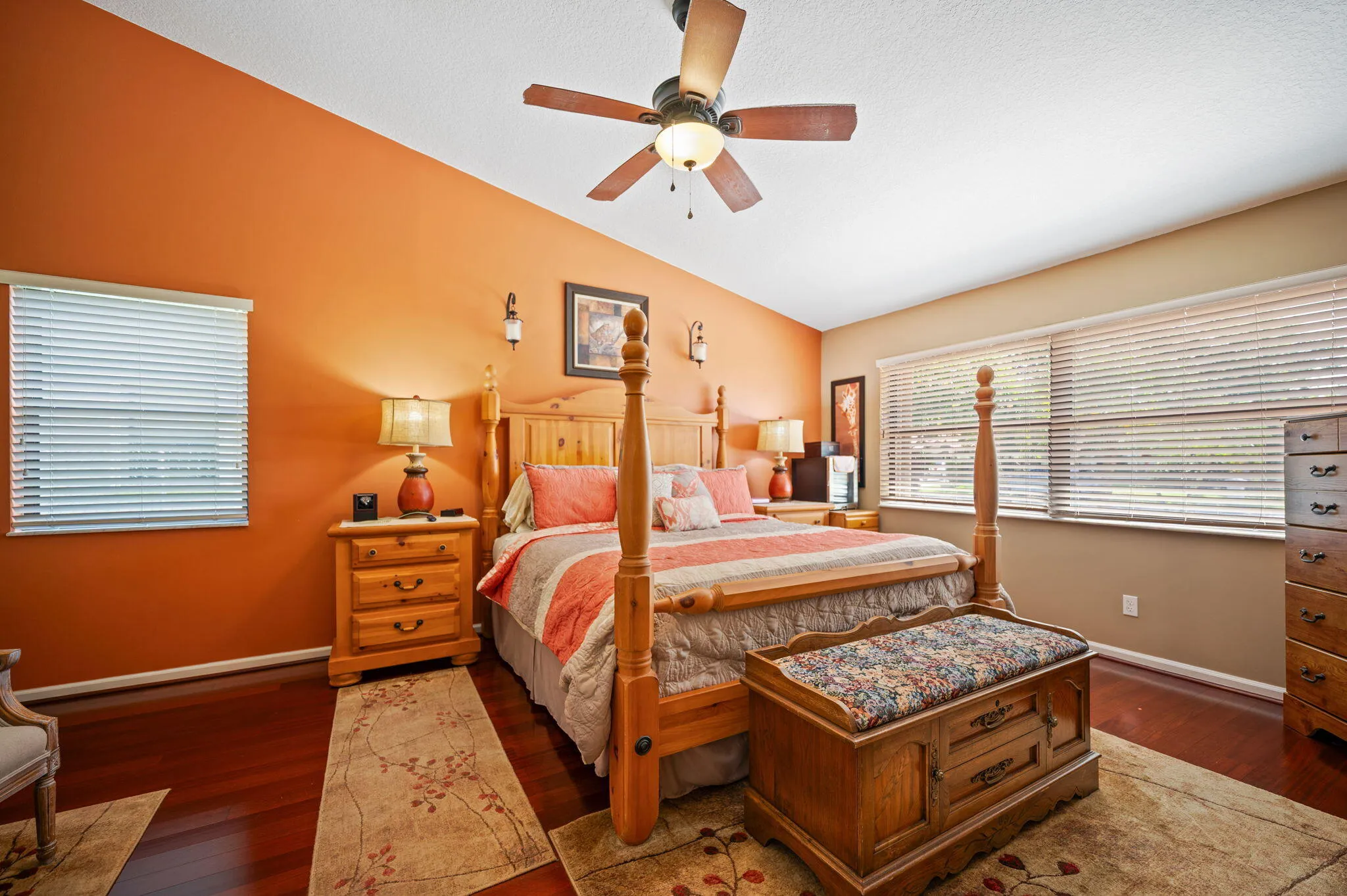 13-web-or-mls-5531-hawkes-bluff-ave