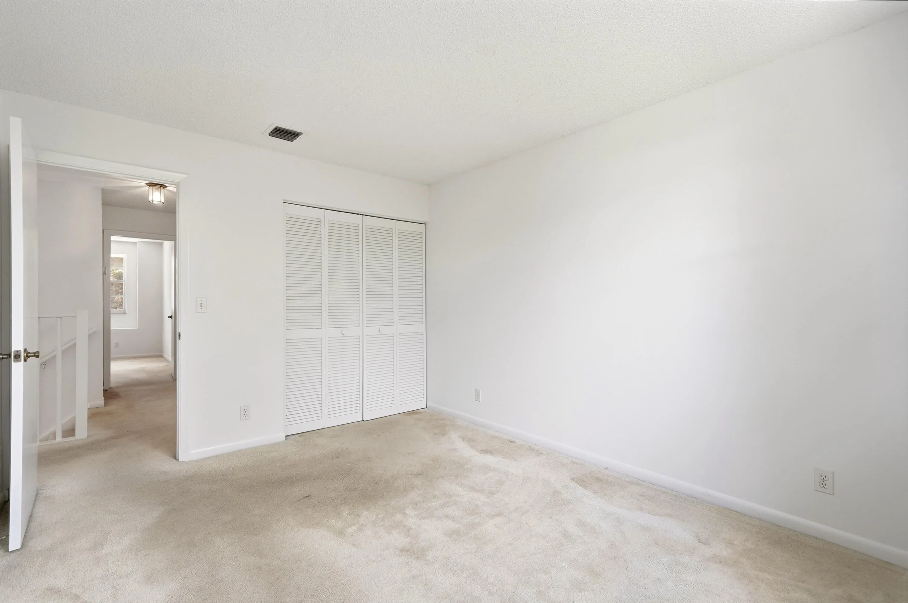 30_bedroom 3