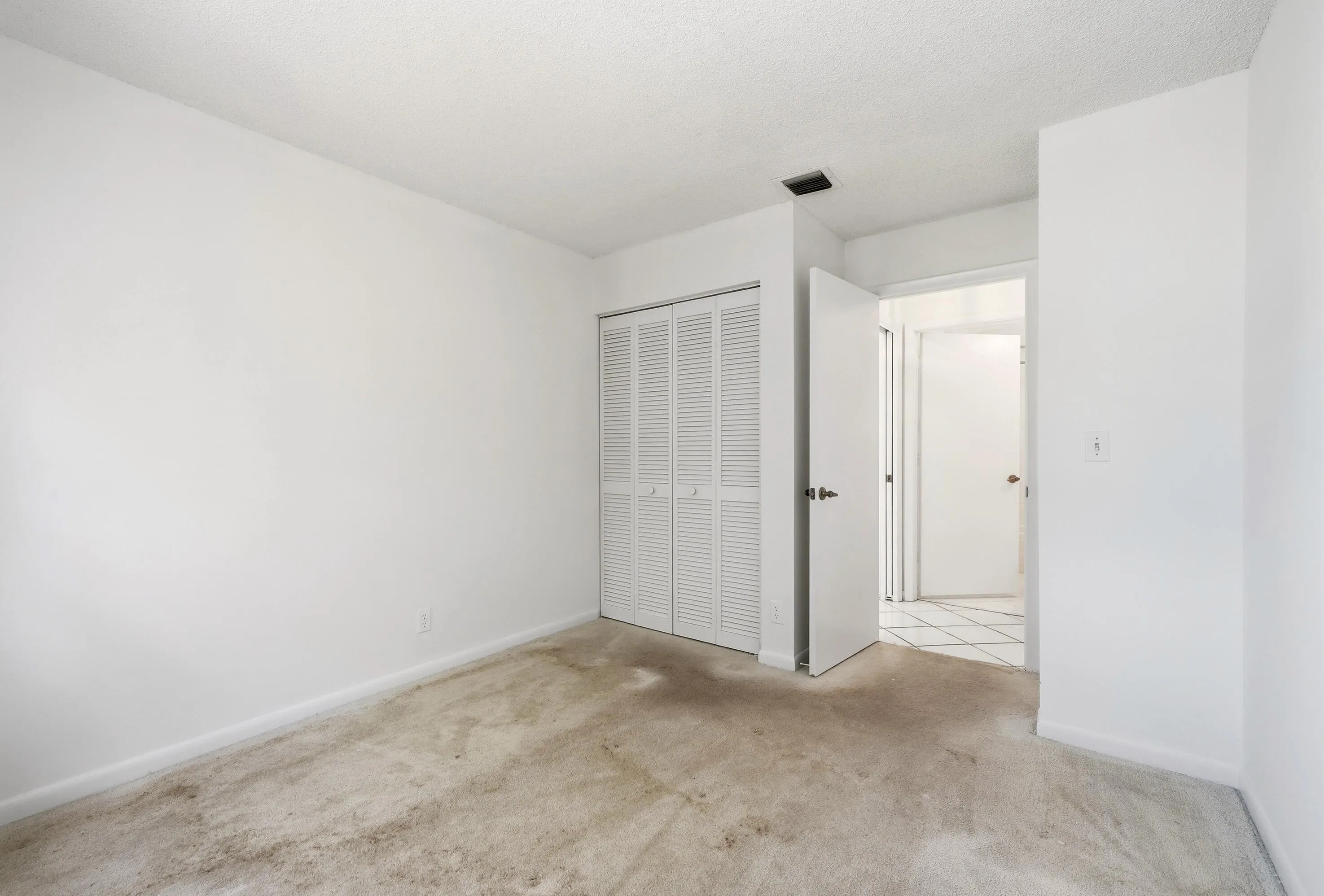 22_bedroom 1