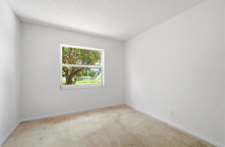 21_bedroom 1