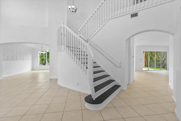 ENTRANCE FOYER