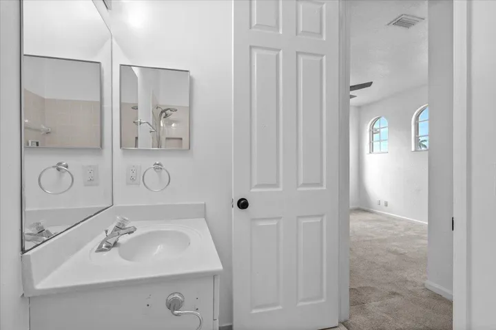 EN-SUITE BATHROOM IN BEDROOM #3