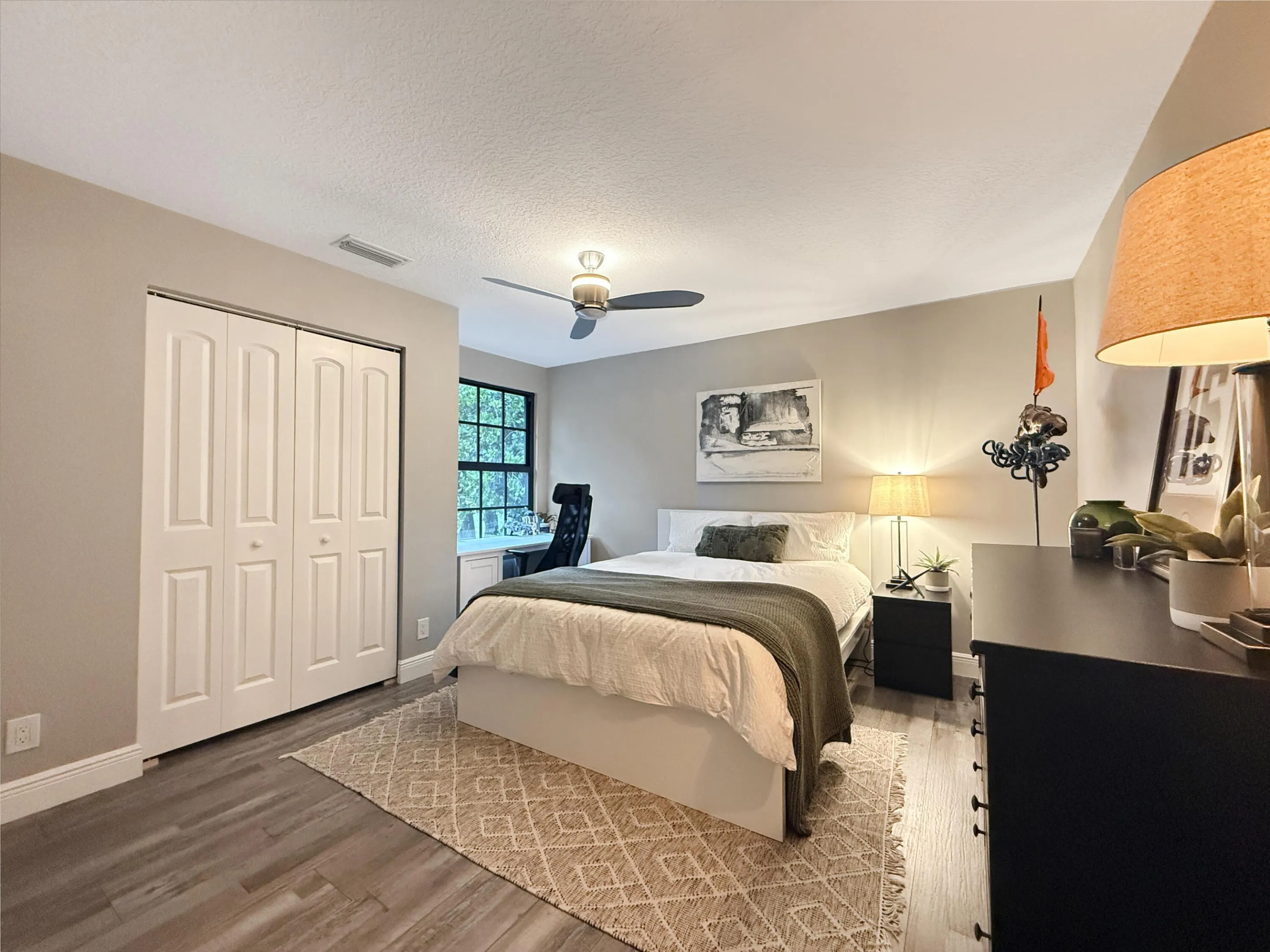 Guest Room 1