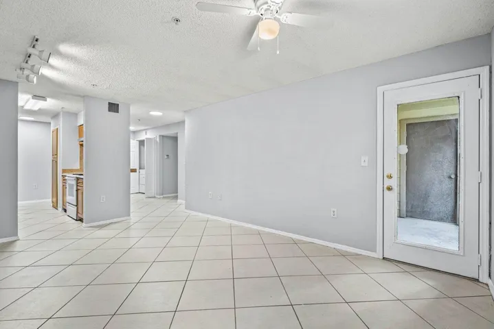 005-2305NorthCongressAvenue-18-BoyntonBe