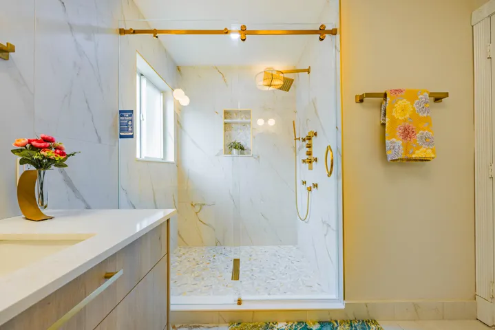 801SE5thTerrace-39