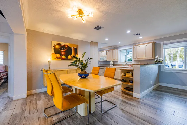 801SE5thTerrace-15