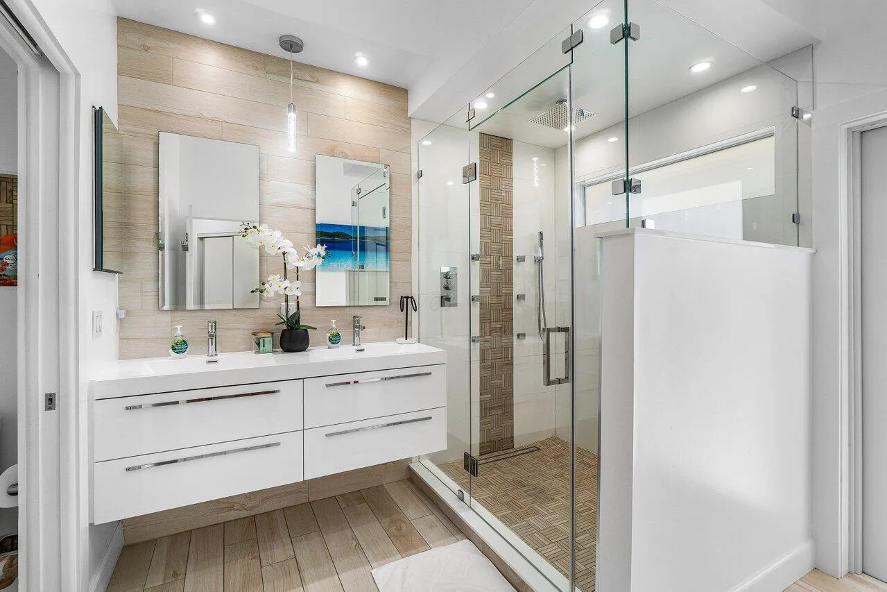022-2470SandstoneCourt-Wellington-FL-334