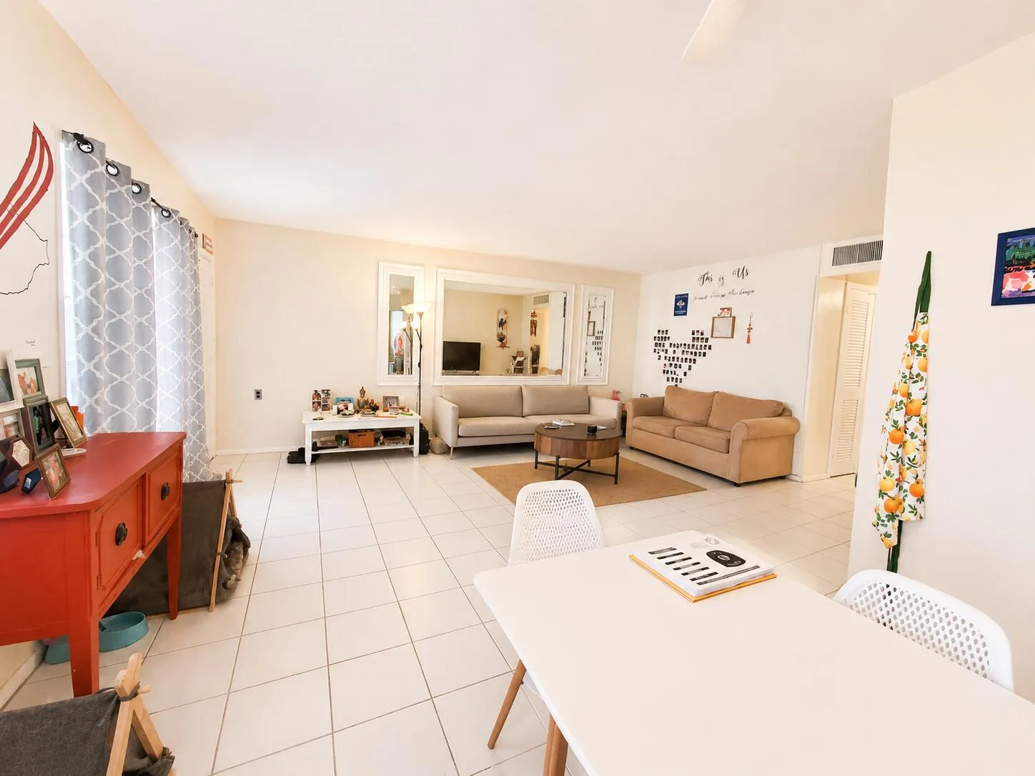 5203 NE 24 Terr, chat living and dining3