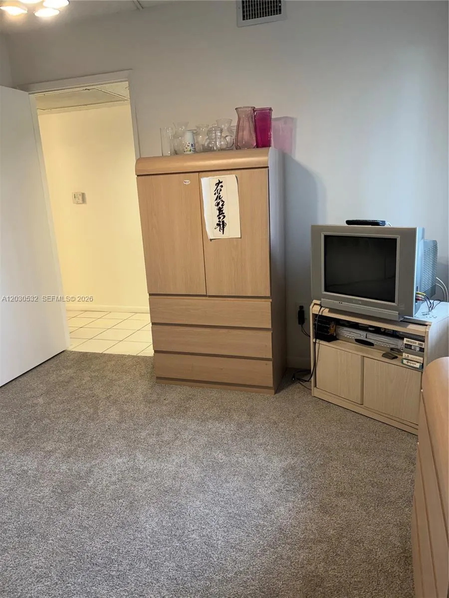 ADDITIONAL BEDROOM