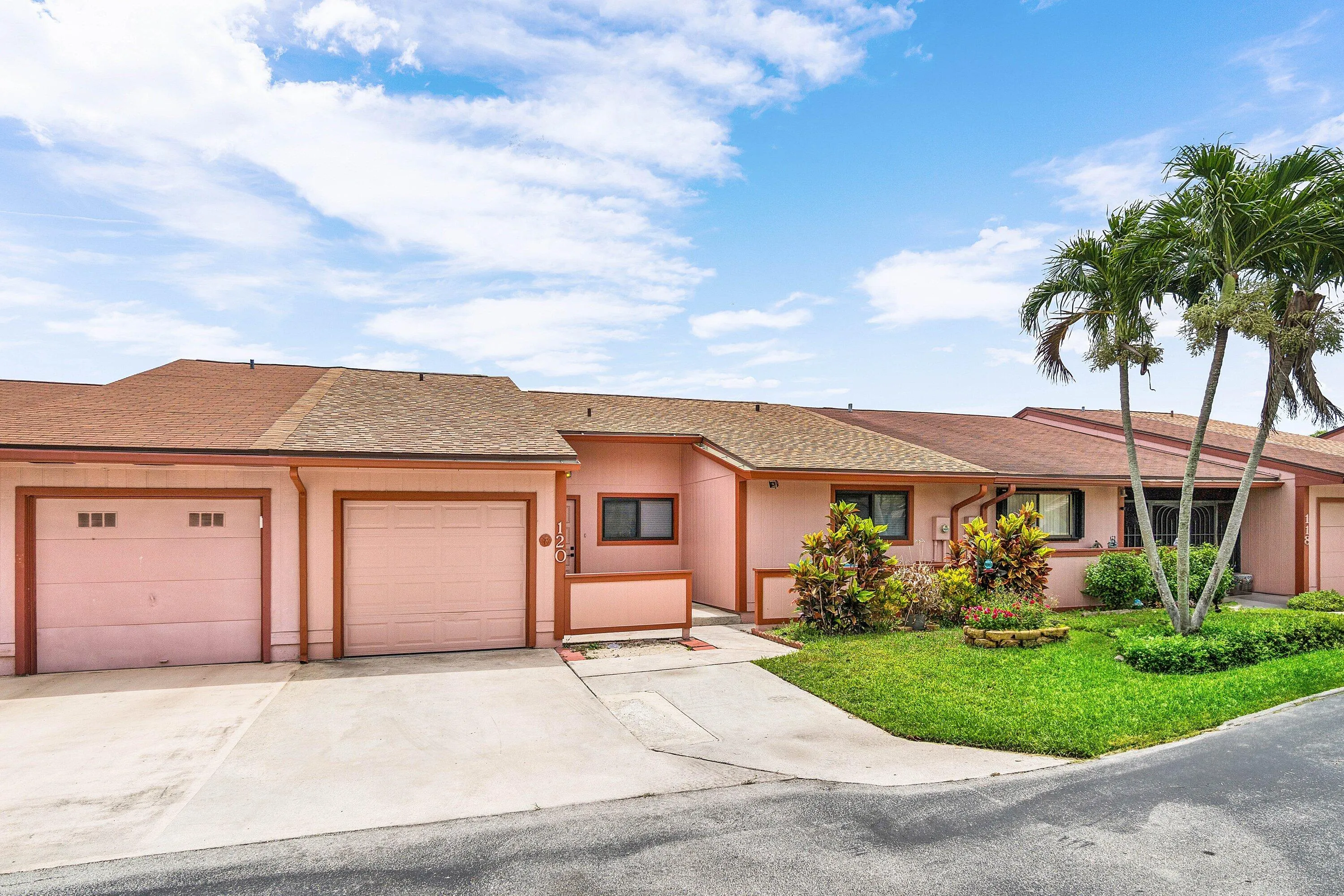002-120MayfairLane-BoyntonBeach-FL-33426