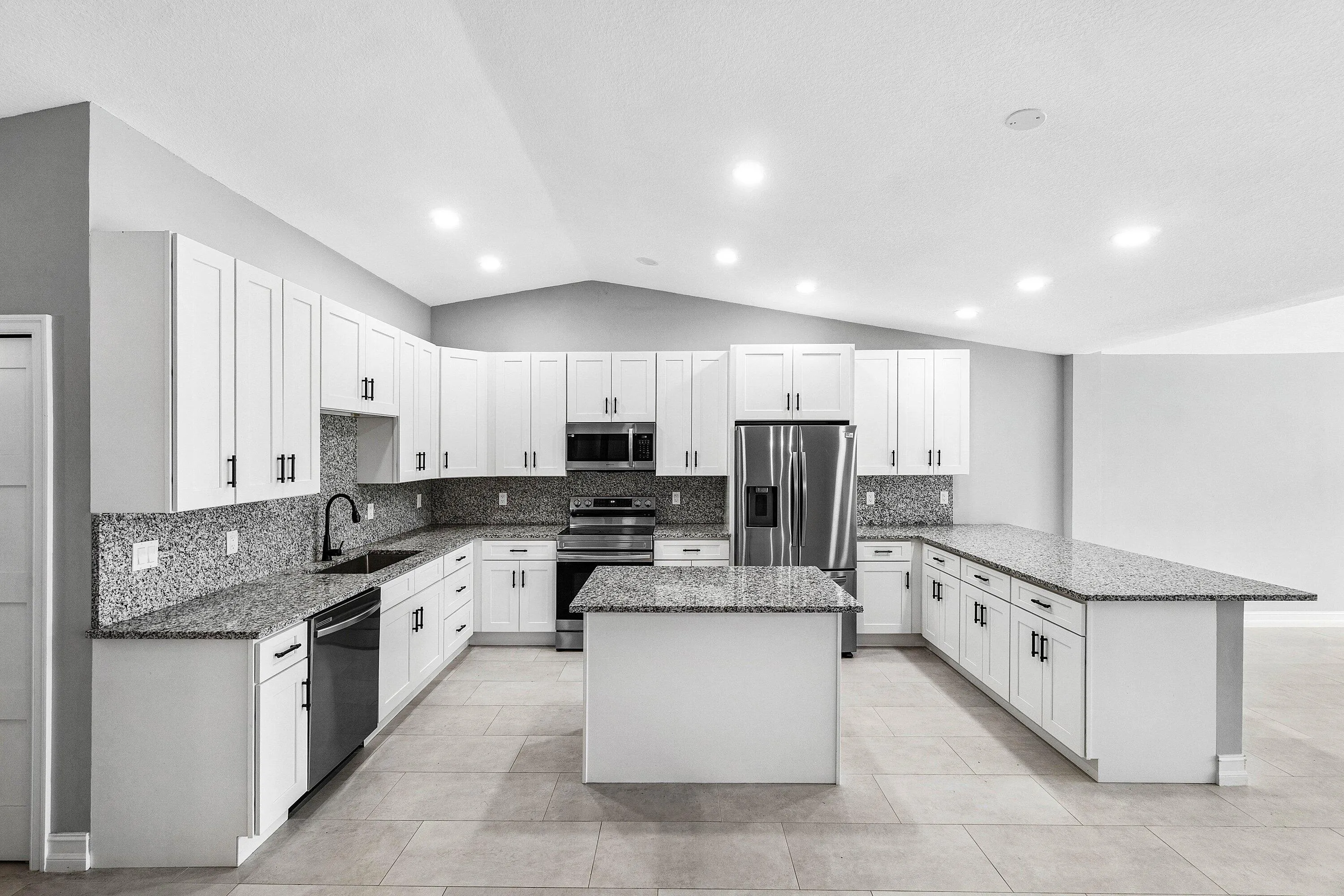 008-120MayfairLane-BoyntonBeach-FL-33426