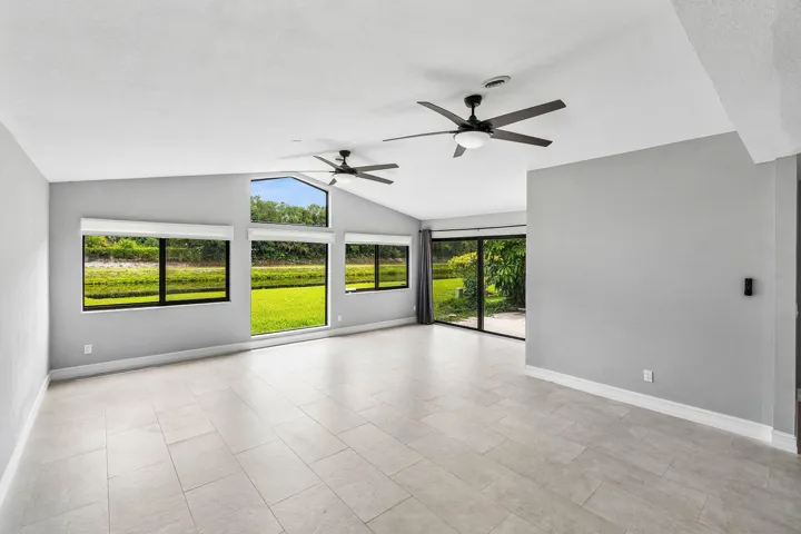 013-120MayfairLane-BoyntonBeach-FL-33426
