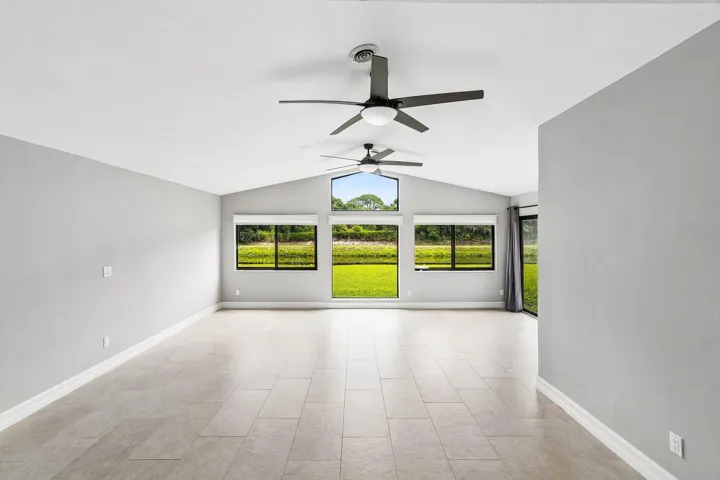 012-120MayfairLane-BoyntonBeach-FL-33426
