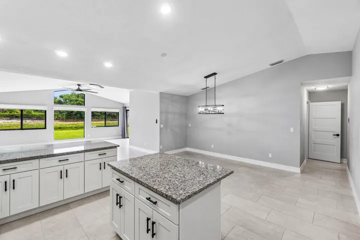 011-120MayfairLane-BoyntonBeach-FL-33426