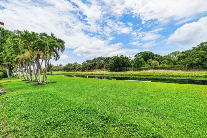 037-120MayfairLane-BoyntonBeach-FL-33426