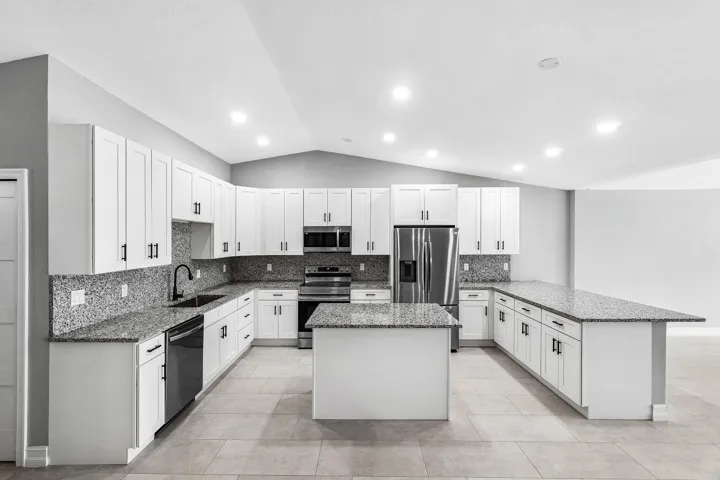 008-120MayfairLane-BoyntonBeach-FL-33426
